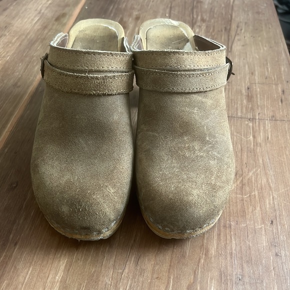 High heel no. 6 suede clogs - Picture 2 of 9